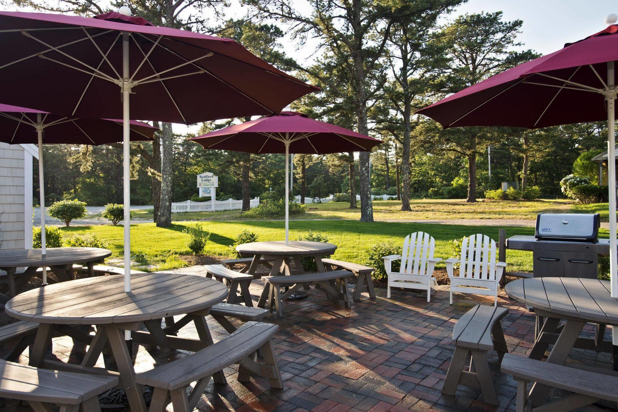 Wellfleet Motel & Lodge Exterior photo